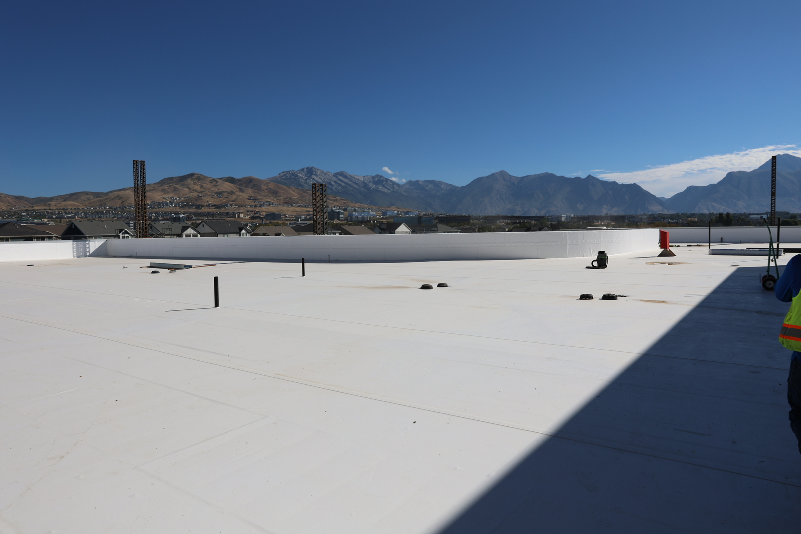 Large RWI Primary Childrens Hospital Lehi AC Foam2 011 2